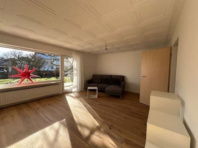 Prenájom bytu 3-izbový 95 m², Brunnthal, Bavorsko Prenájom bytu 3-izbový 95 m², Brunnthal, Bavorsko