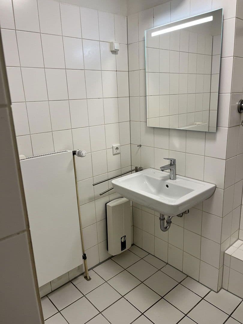 Prenájom bytu 2-izbový 34 m², Gartenstraße 56, Eschweiler, Severné Porýnie - Westfálsko Prenájom bytu 2-izbový 34 m², Gartenstraße 56, Eschweiler, Severné Porýnie - Westfálsko