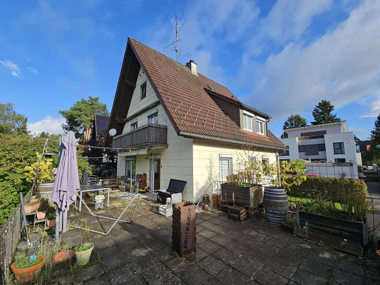 Predaj domu 200 m², pozemek 670 m², Villingen-Schwenningen, Bádensko-Wurttembersko Predaj domu 200 m², pozemek 670 m², Villingen-Schwenningen, Bádensko-Wurttembersko