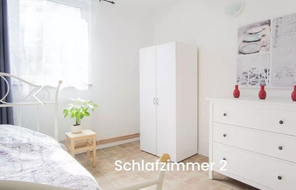 Prenájom bytu 4-izbový 80 m², Tollerstr. 24, Berlin, Berlín Prenájom bytu 4-izbový 80 m², Tollerstr. 24, Berlin, Berlín