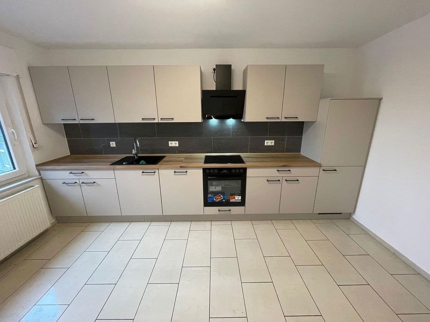 Prenájom bytu 3-izbový 98 m², Bremer Straße 2, Löningen, Dolné Sasko Prenájom bytu 3-izbový 98 m², Bremer Straße 2, Löningen, Dolné Sasko