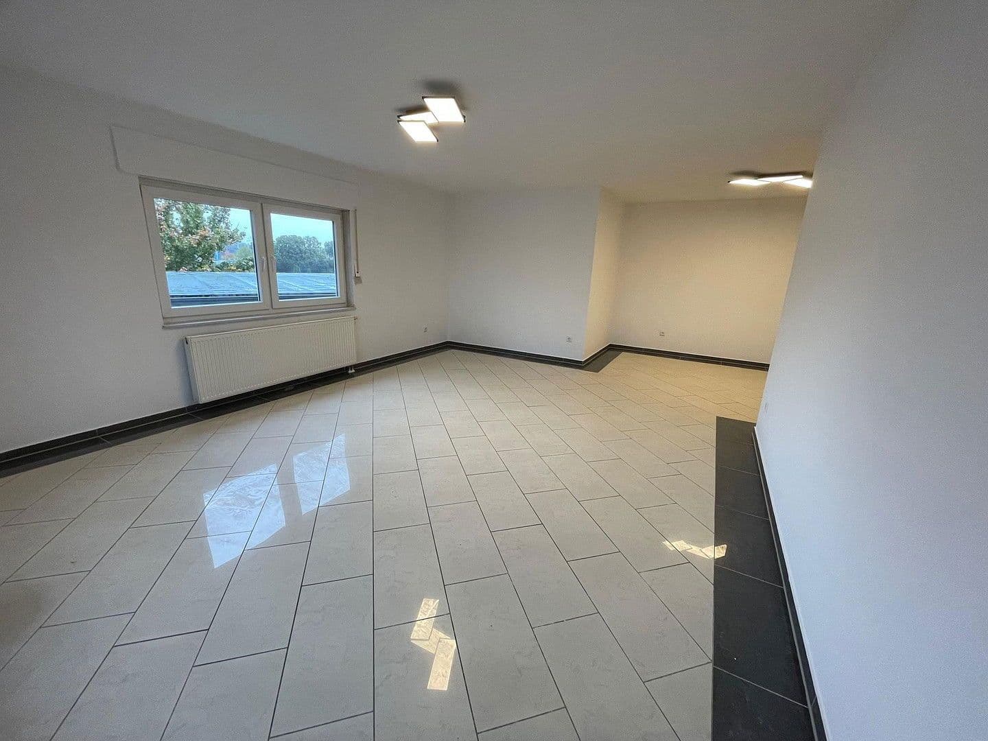 Prenájom bytu 3-izbový 98 m², Bremer Straße 2, Löningen, Dolné Sasko Prenájom bytu 3-izbový 98 m², Bremer Straße 2, Löningen, Dolné Sasko