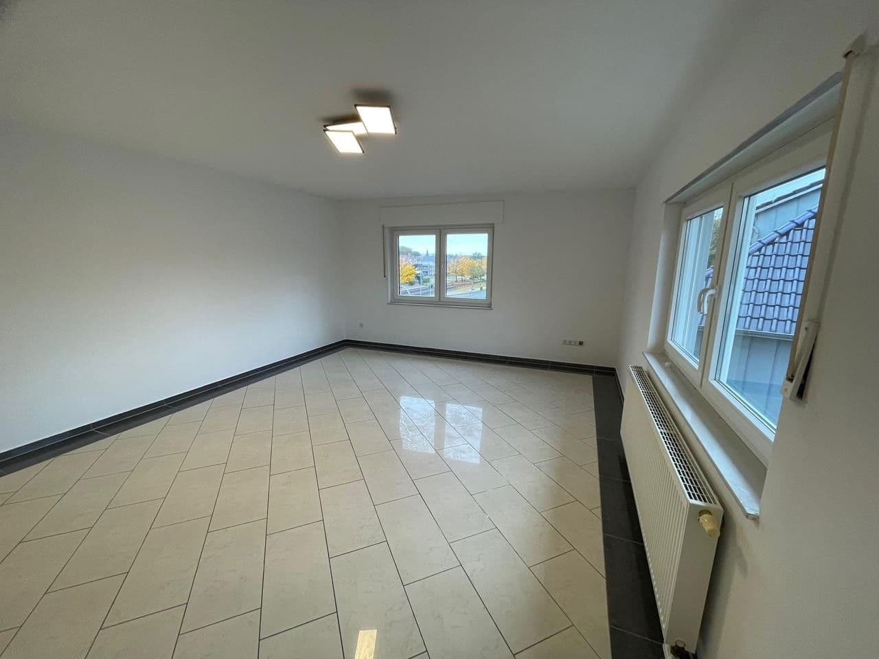 Prenájom bytu 3-izbový 98 m², Bremer Straße 2, Löningen, Dolné Sasko Prenájom bytu 3-izbový 98 m², Bremer Straße 2, Löningen, Dolné Sasko