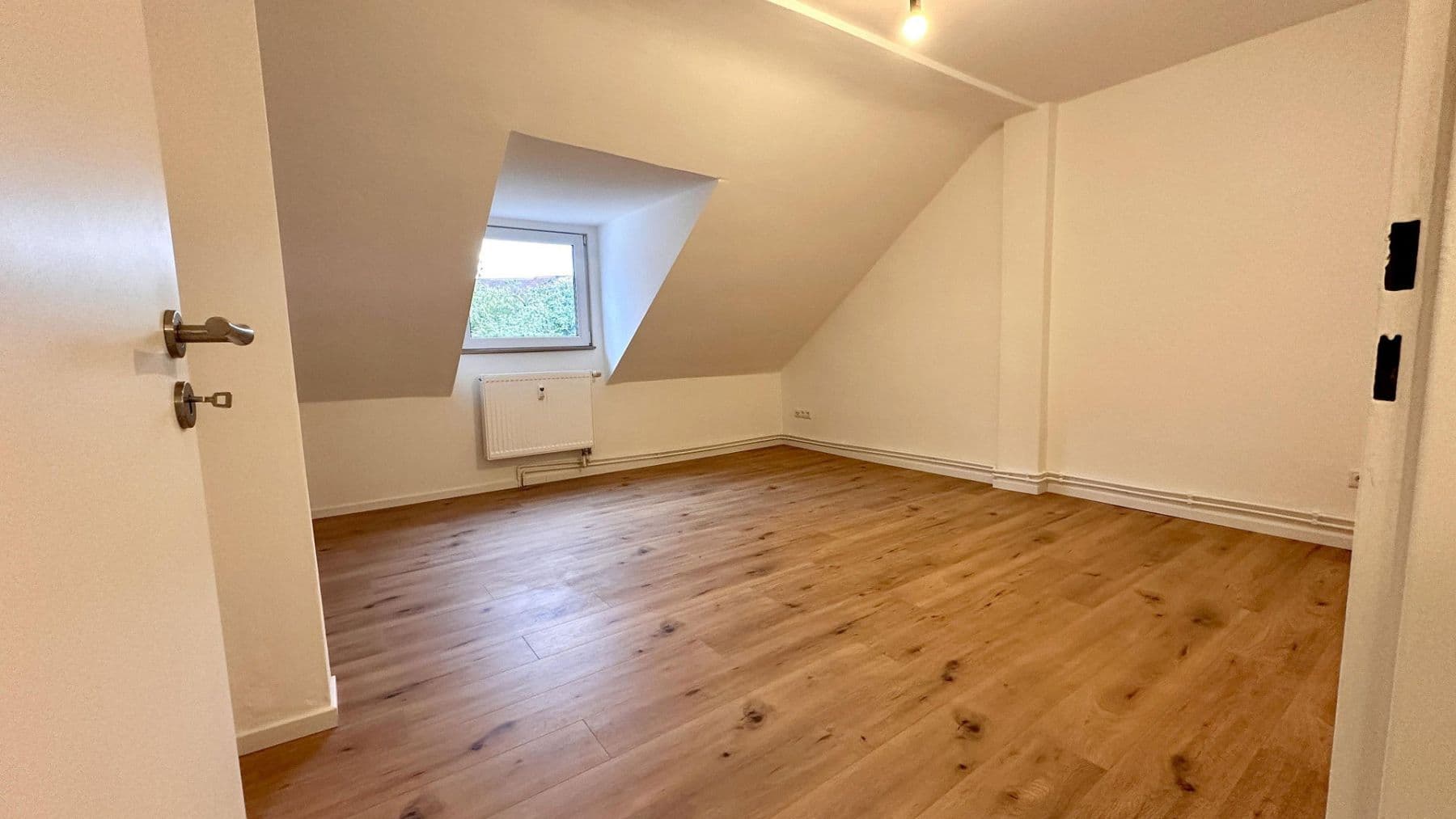 Prenájom bytu 2-izbový 52 m², Kiel, Šlezvicko-Holštajnsko Prenájom bytu 2-izbový 52 m², Kiel, Šlezvicko-Holštajnsko