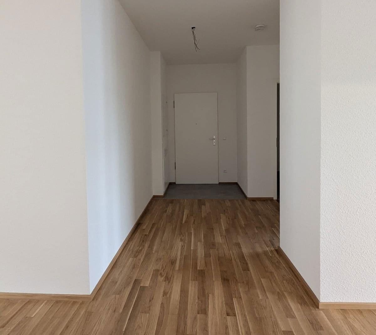Prenájom bytu 2-izbový 87 m², Geranienstraße 21, Karlsruhe, Bádensko-Wurttembersko Prenájom bytu 2-izbový 87 m², Geranienstraße 21, Karlsruhe, Bádensko-Wurttembersko