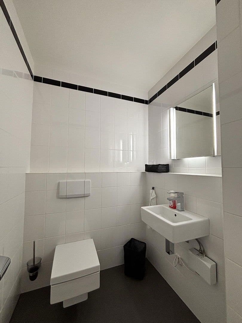 Predaj bytu 5-izbový 143 m², Essen, Severné Porýnie - Westfálsko Predaj bytu 5-izbový 143 m², Essen, Severné Porýnie - Westfálsko