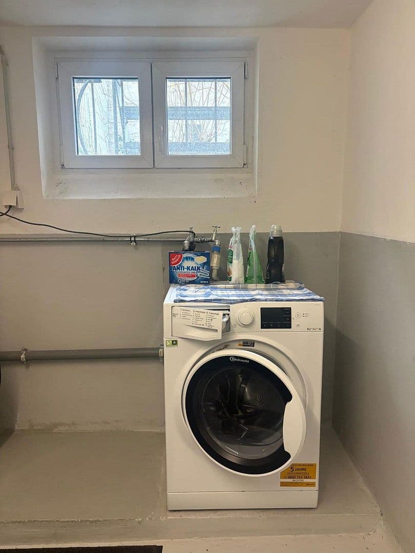 Prenájom bytu 1-izbový 43 m², Augsburg, Bavorsko Prenájom bytu 1-izbový 43 m², Augsburg, Bavorsko