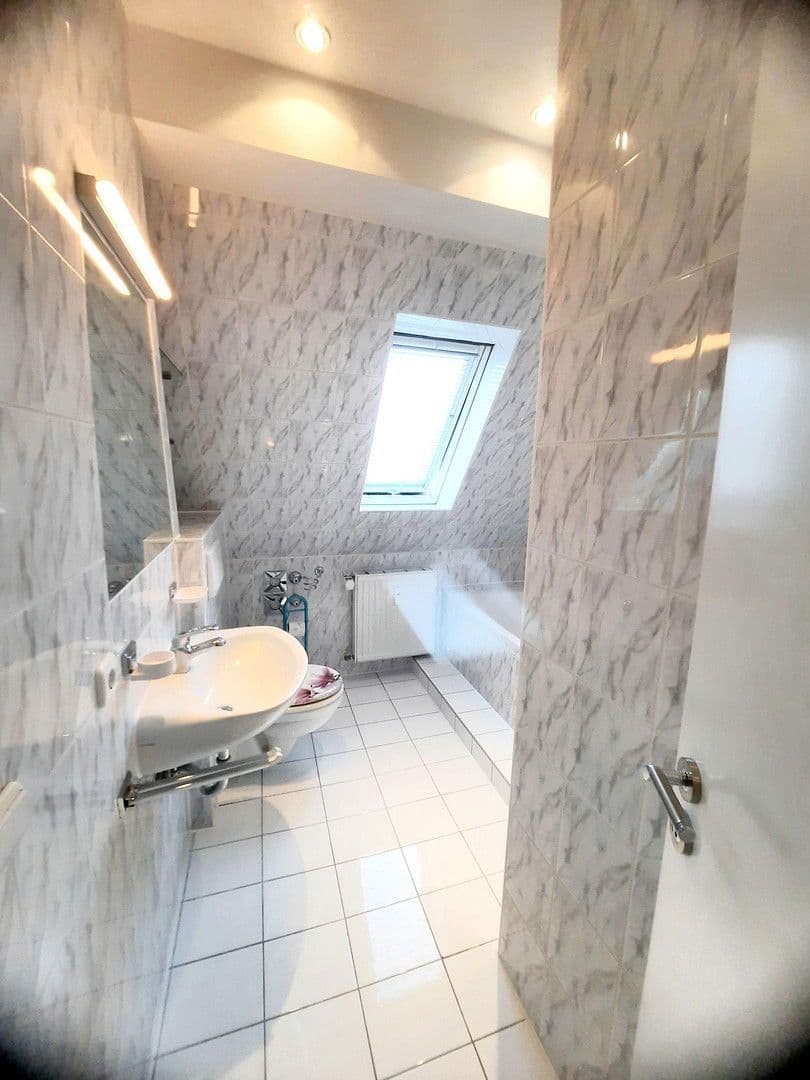 Prenájom bytu 2-izbový 62 m², Bobingen, Bavorsko Prenájom bytu 2-izbový 62 m², Bobingen, Bavorsko