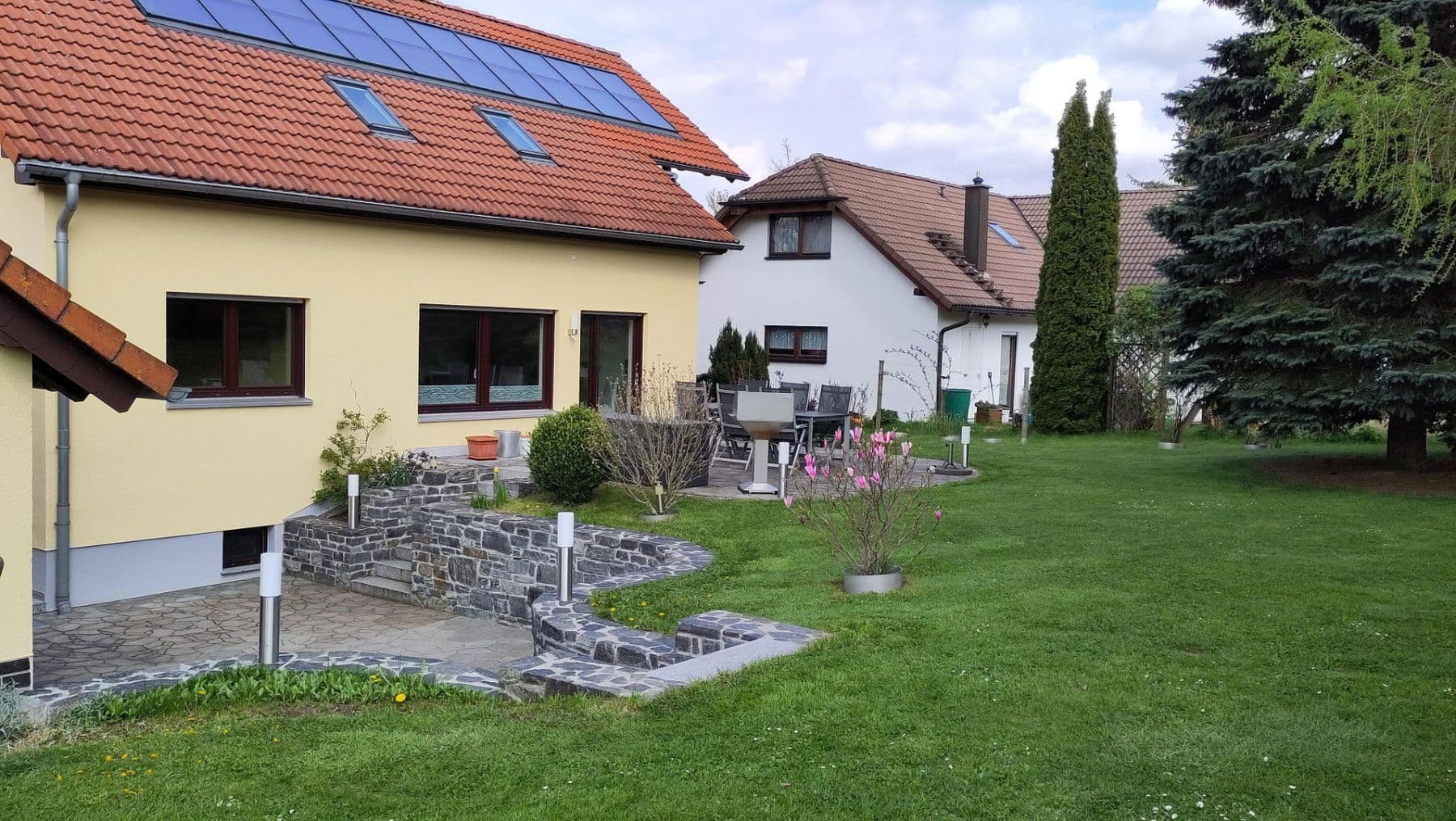 Predaj domu 202 m², pozemek 1.194 m², Halsbrücke, Sasko Predaj domu 202 m², pozemek 1.194 m², Halsbrücke, Sasko