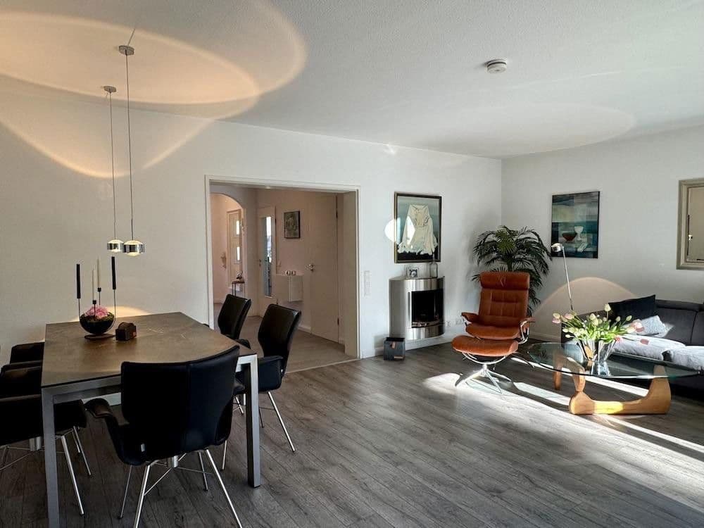 Predaj domu 126 m², pozemek 528 m², Bremen, Brémy Predaj domu 126 m², pozemek 528 m², Bremen, Brémy