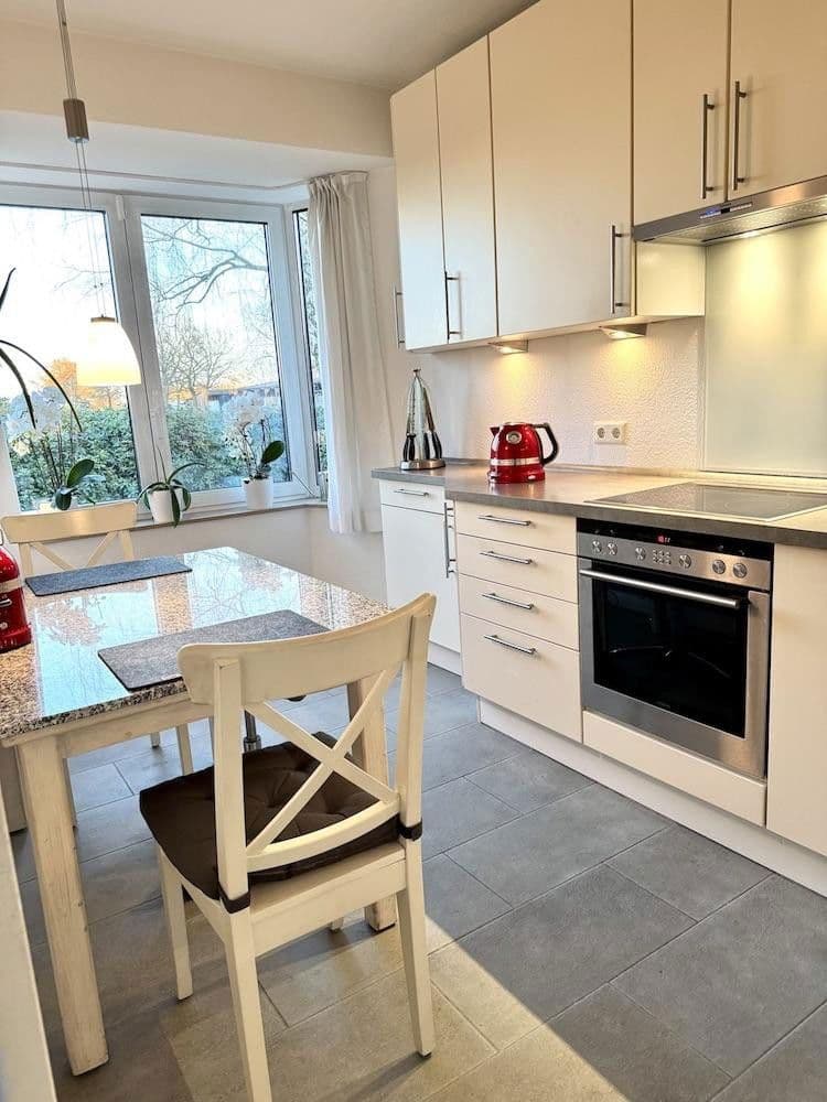 Predaj domu 126 m², pozemek 528 m², Bremen, Brémy Predaj domu 126 m², pozemek 528 m², Bremen, Brémy