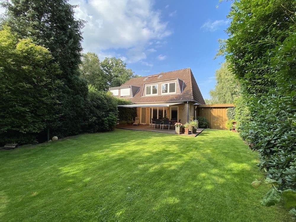 Predaj domu 126 m², pozemek 528 m², Bremen, Brémy Predaj domu 126 m², pozemek 528 m², Bremen, Brémy