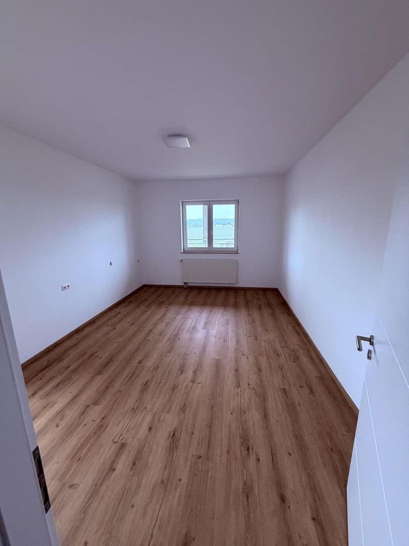 Prenájom kancelárie 190 m², Bellenberg, Bavorsko Prenájom kancelárie 190 m², Bellenberg, Bavorsko