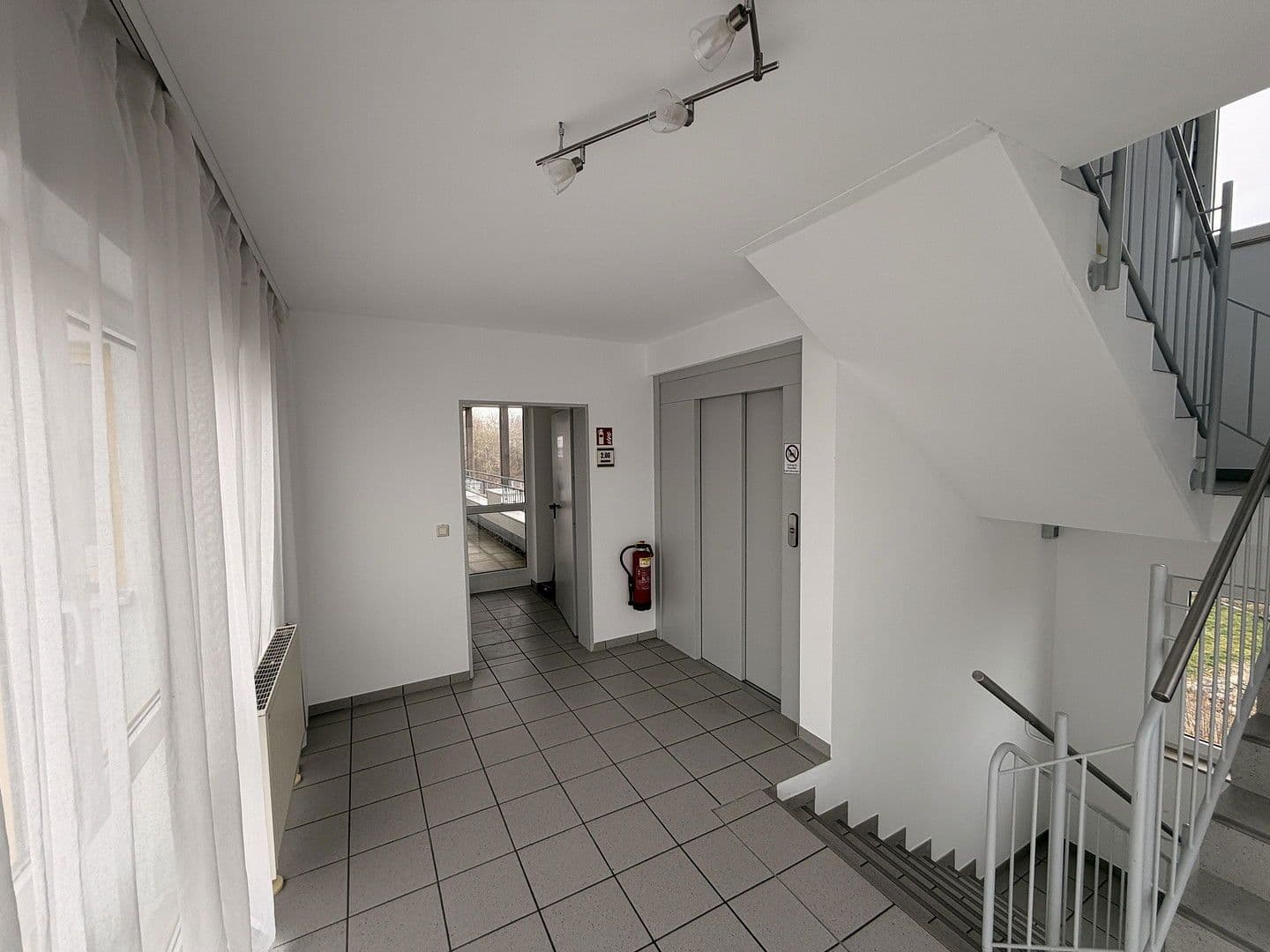 Prenájom kancelárie 190 m², Bellenberg, Bavorsko Prenájom kancelárie 190 m², Bellenberg, Bavorsko