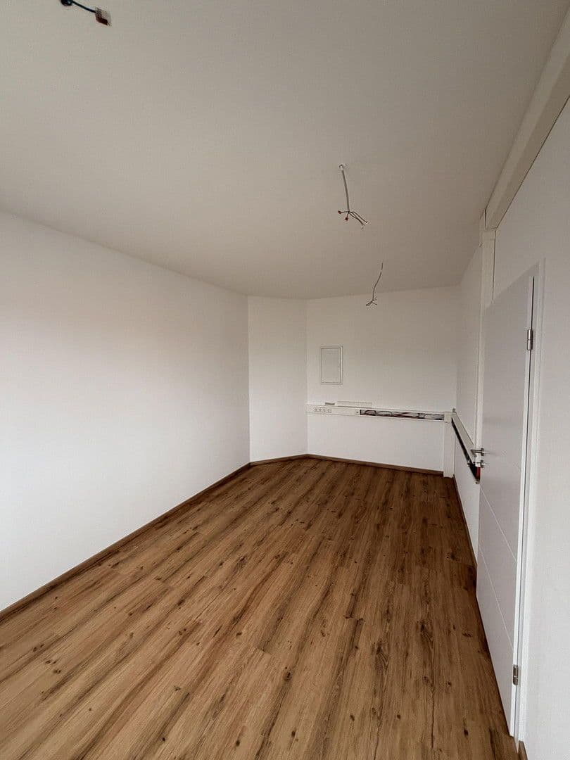 Prenájom kancelárie 190 m², Bellenberg, Bavorsko Prenájom kancelárie 190 m², Bellenberg, Bavorsko