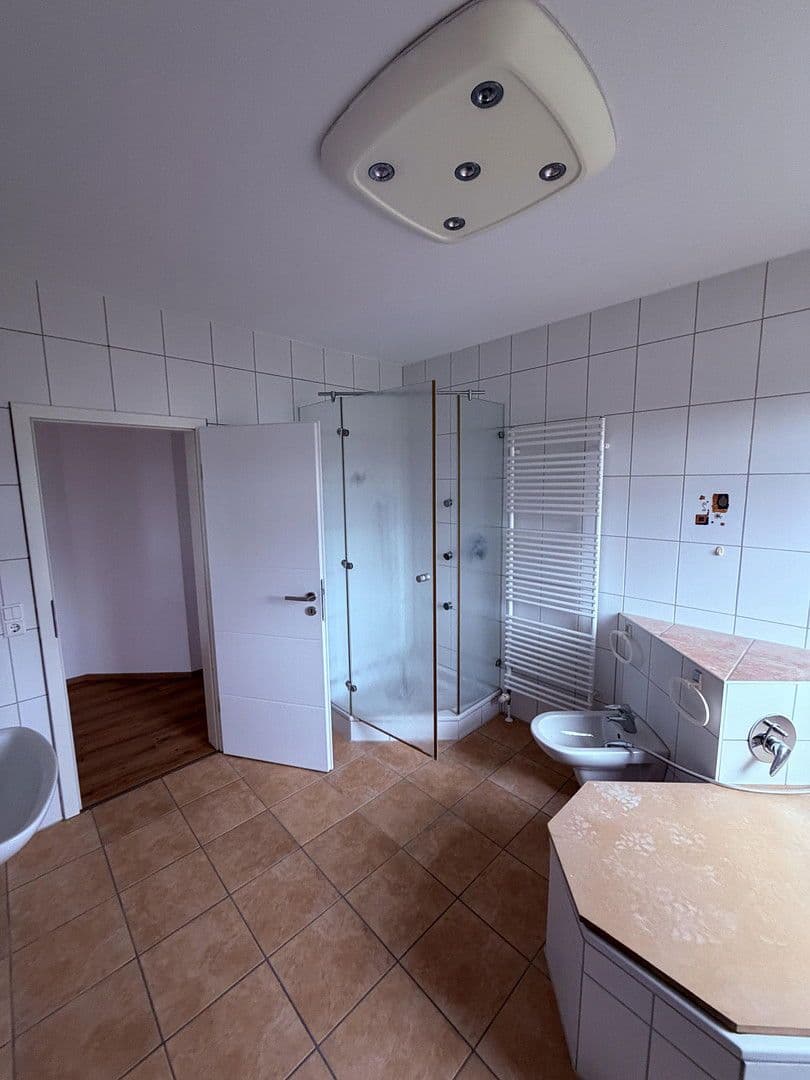 Prenájom kancelárie 190 m², Bellenberg, Bavorsko Prenájom kancelárie 190 m², Bellenberg, Bavorsko