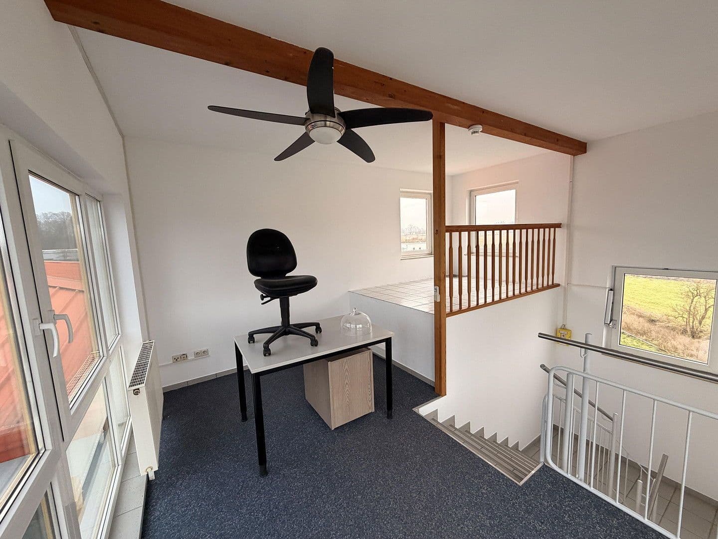 Prenájom kancelárie 190 m², Bellenberg, Bavorsko Prenájom kancelárie 190 m², Bellenberg, Bavorsko