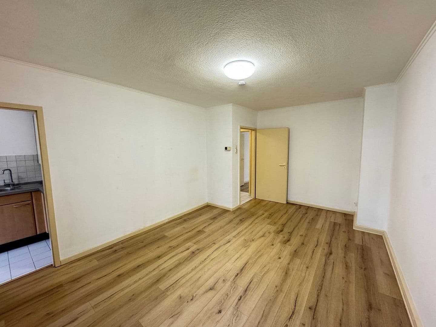 Prenájom bytu 2-izbový 50 m², Moers, Severné Porýnie - Westfálsko Prenájom bytu 2-izbový 50 m², Moers, Severné Porýnie - Westfálsko