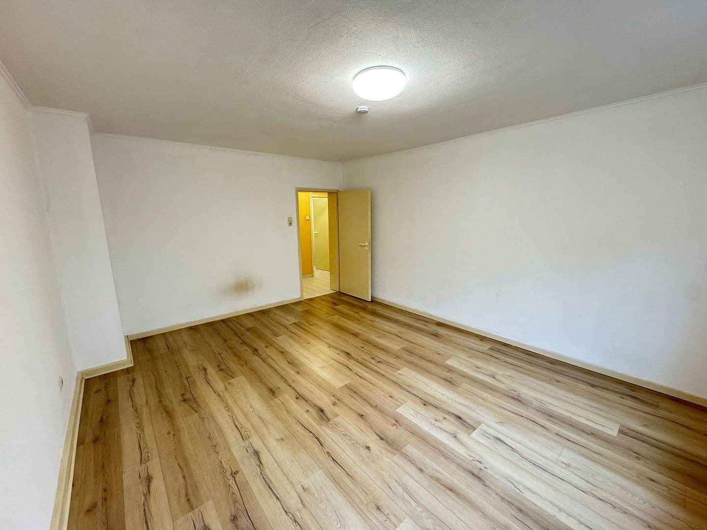 Prenájom bytu 2-izbový 50 m², Moers, Severné Porýnie - Westfálsko Prenájom bytu 2-izbový 50 m², Moers, Severné Porýnie - Westfálsko