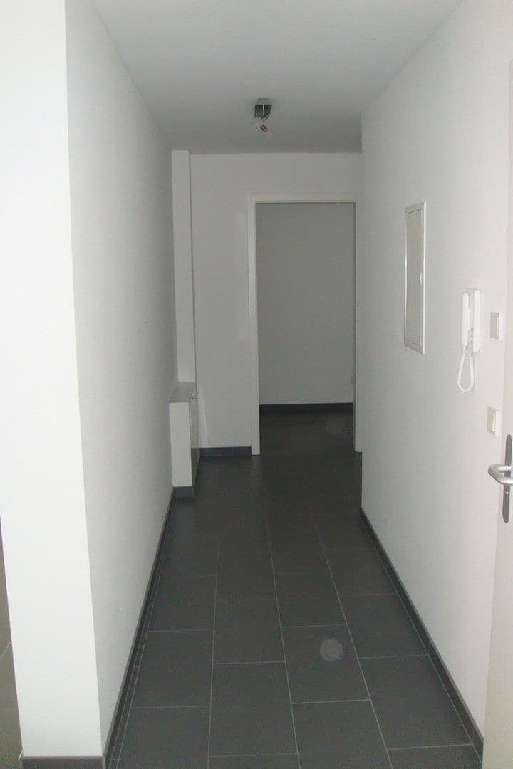 Prenájom bytu 4-izbový 135 m², Erzhausen, Hesensko Prenájom bytu 4-izbový 135 m², Erzhausen, Hesensko