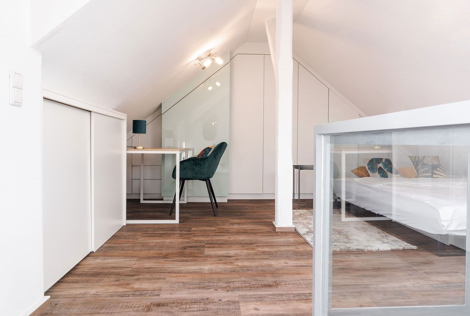 Prenájom bytu 3-izbový 75 m², Pestalozzistr.15/3, Heilbronn, Bádensko-Wurttembersko Prenájom bytu 3-izbový 75 m², Pestalozzistr.15/3, Heilbronn, Bádensko-Wurttembersko