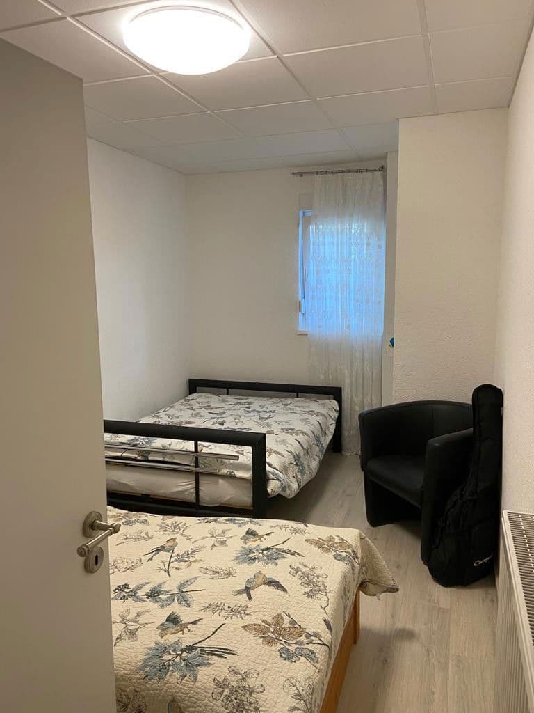 Prenájom bytu 4-izbový 115 m², Bammental, Bádensko-Wurttembersko Prenájom bytu 4-izbový 115 m², Bammental, Bádensko-Wurttembersko