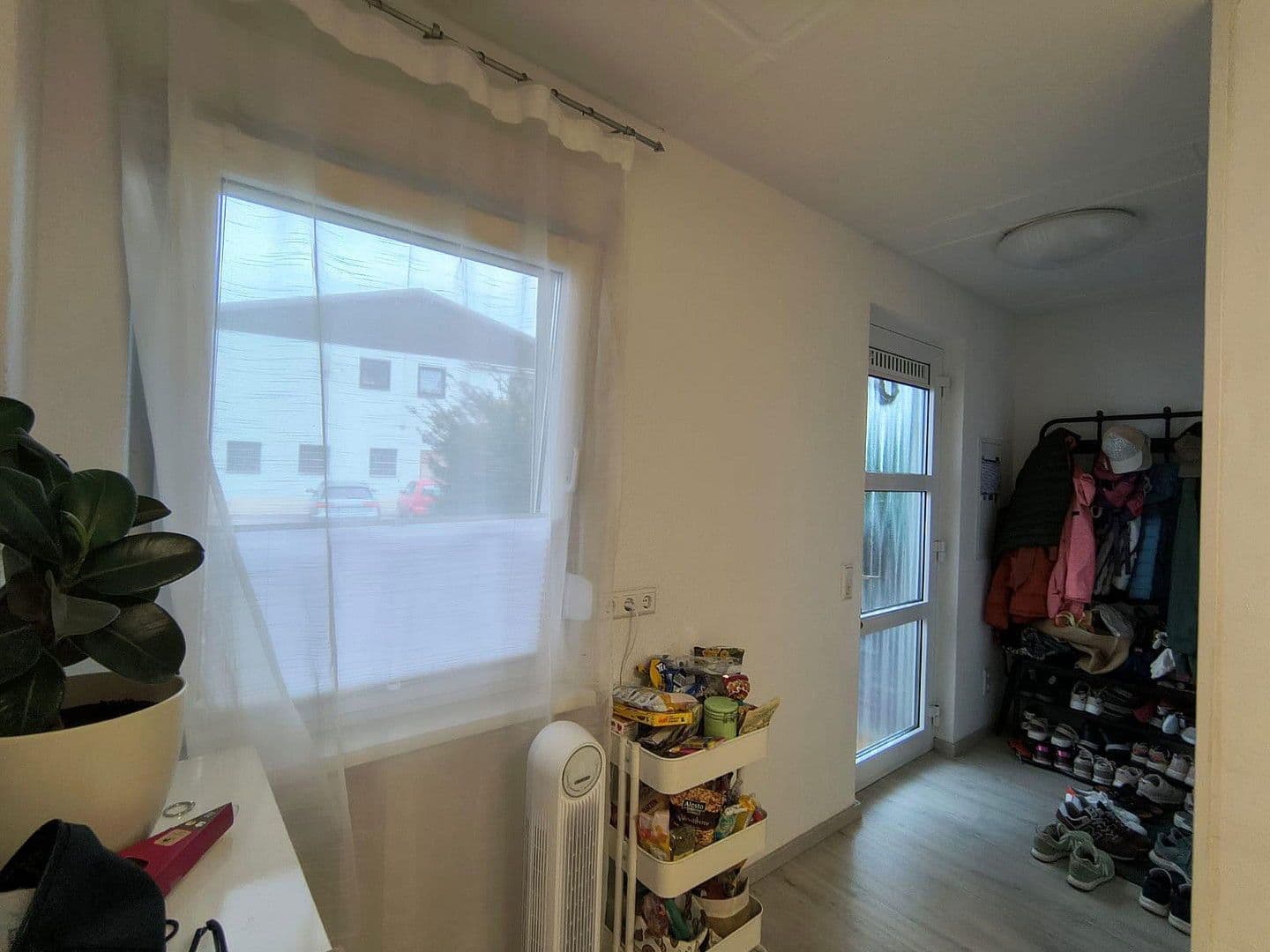 Prenájom bytu 4-izbový 115 m², Bammental, Bádensko-Wurttembersko Prenájom bytu 4-izbový 115 m², Bammental, Bádensko-Wurttembersko