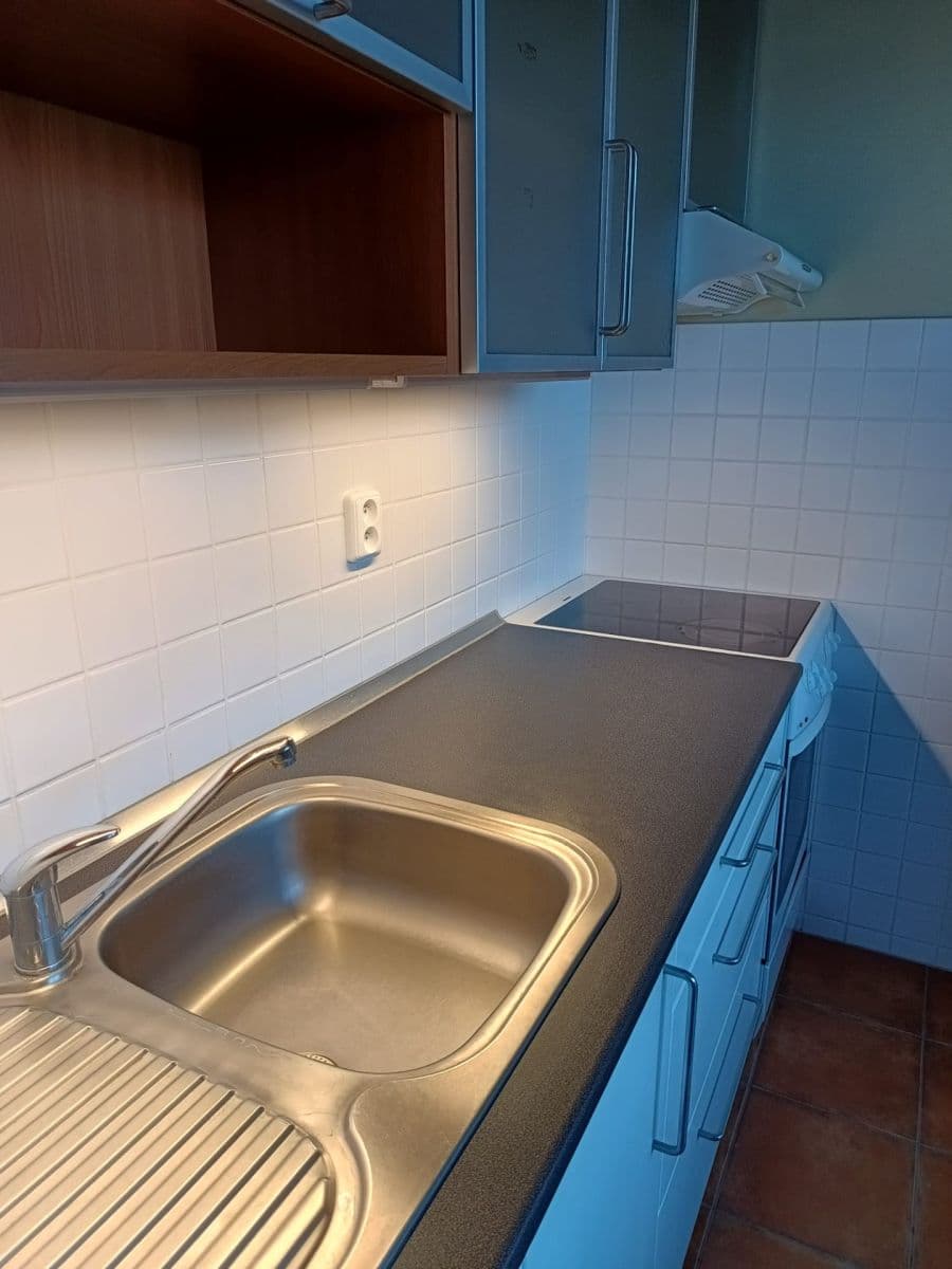 Prenájom bytu 1-izbový 37 m², Štúrova, Praha, Praha Prenájom bytu 1-izbový 37 m², Štúrova, Praha, Praha