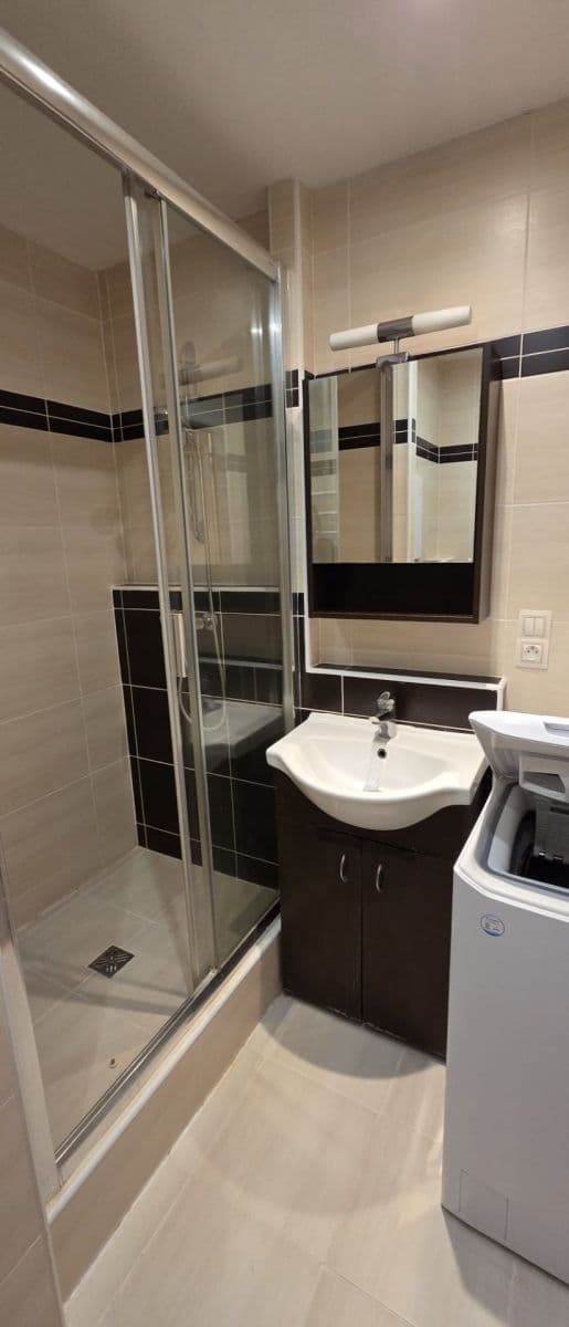 Prenájom bytu 2-izbový 45 m², Mládežnická, Kladno, Středočeský kraj Prenájom bytu 2-izbový 45 m², Mládežnická, Kladno, Středočeský kraj