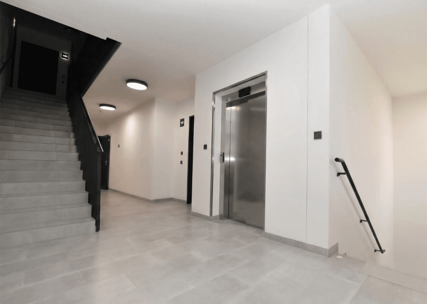 Prenájom bytu 2-izbový 55 m², Čakovická, Praha, Praha Prenájom bytu 2-izbový 55 m², Čakovická, Praha, Praha