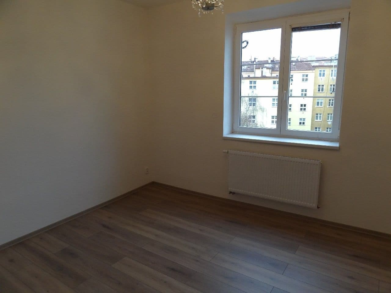 Prenájom bytu 2-izbový 48 m², Adamovská, Praha, Praha Prenájom bytu 2-izbový 48 m², Adamovská, Praha, Praha