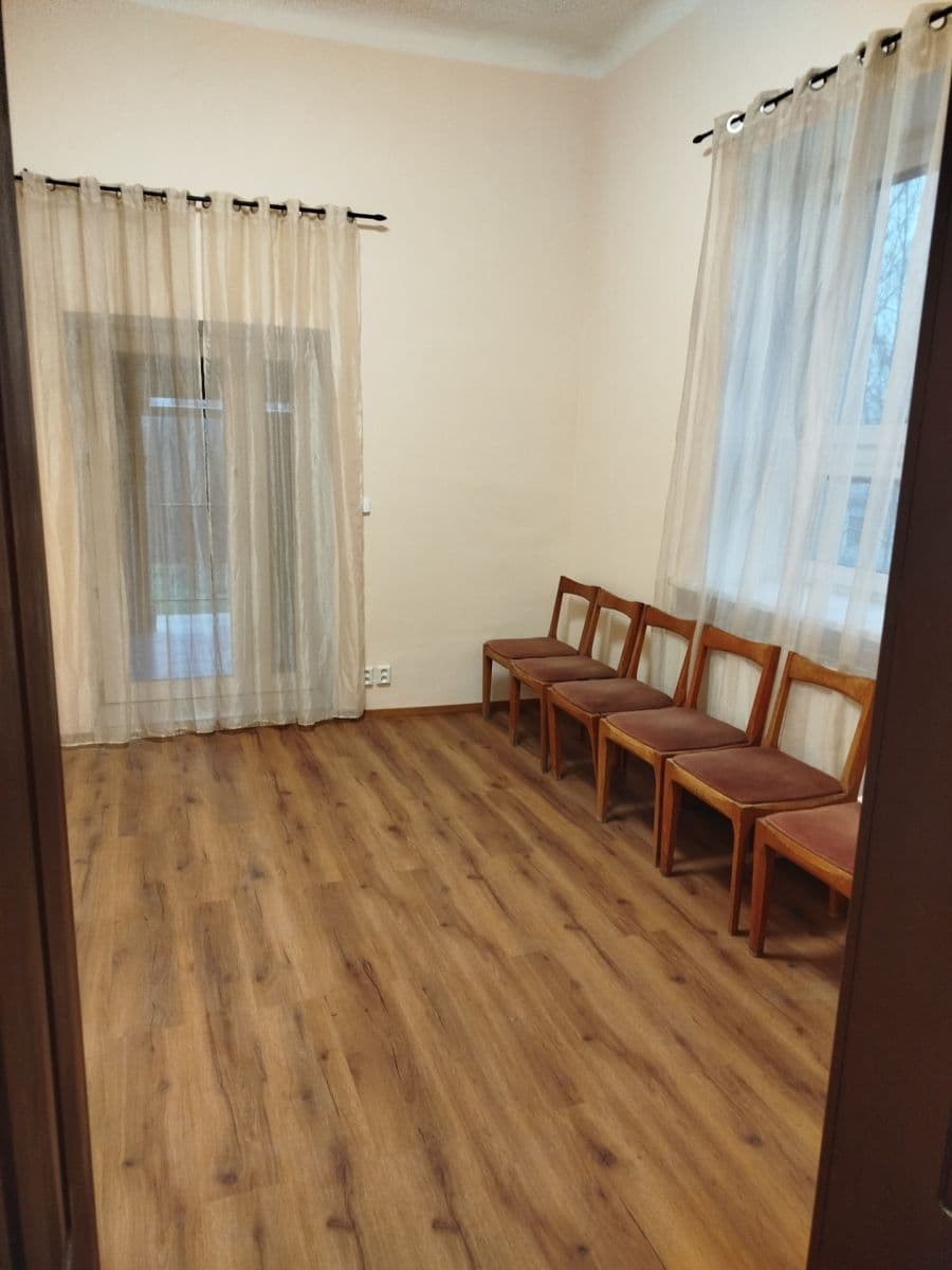 Prenájom domu 112 m², pozemek 400 m², Uhřice, Jihomoravský kraj Prenájom domu 112 m², pozemek 400 m², Uhřice, Jihomoravský kraj