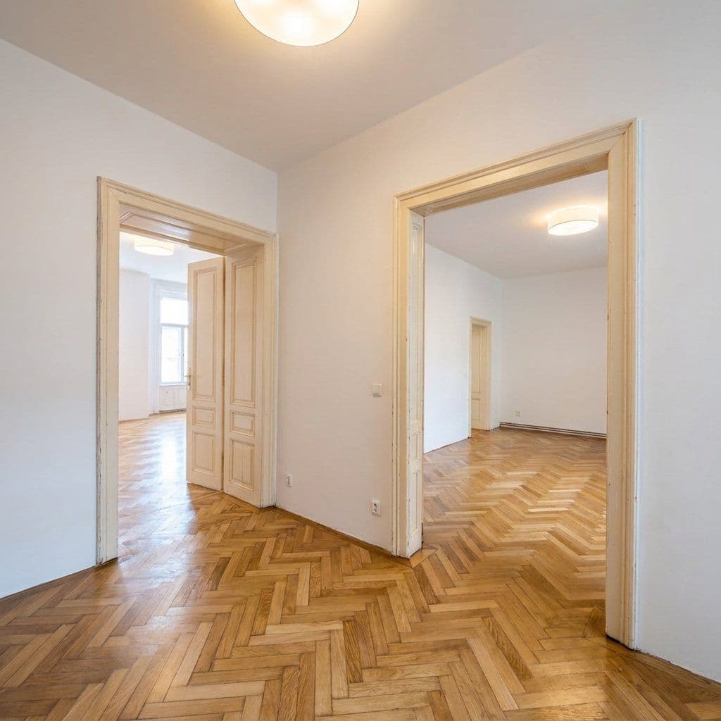 Prenájom bytu 130 m², třída Svobody, Olomouc, Olomoucký kraj Prenájom bytu 130 m², třída Svobody, Olomouc, Olomoucký kraj
