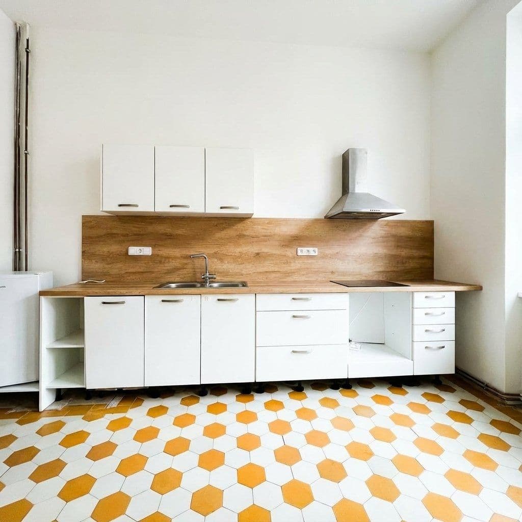 Prenájom bytu 130 m², třída Svobody, Olomouc, Olomoucký kraj Prenájom bytu 130 m², třída Svobody, Olomouc, Olomoucký kraj