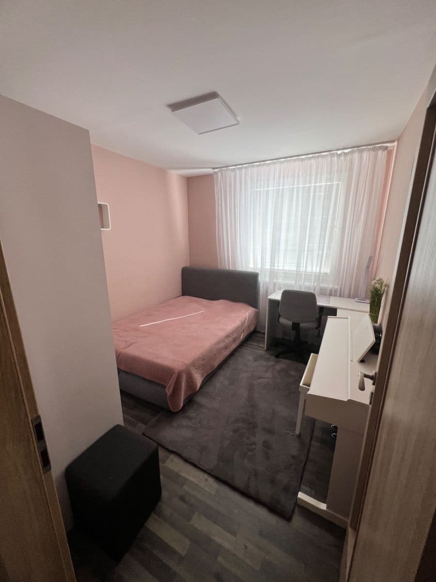 Predaj bytu 4-izbový 85 m², Budovatelů, Jablonec nad Nisou, Liberecký kraj Predaj bytu 4-izbový 85 m², Budovatelů, Jablonec nad Nisou, Liberecký kraj