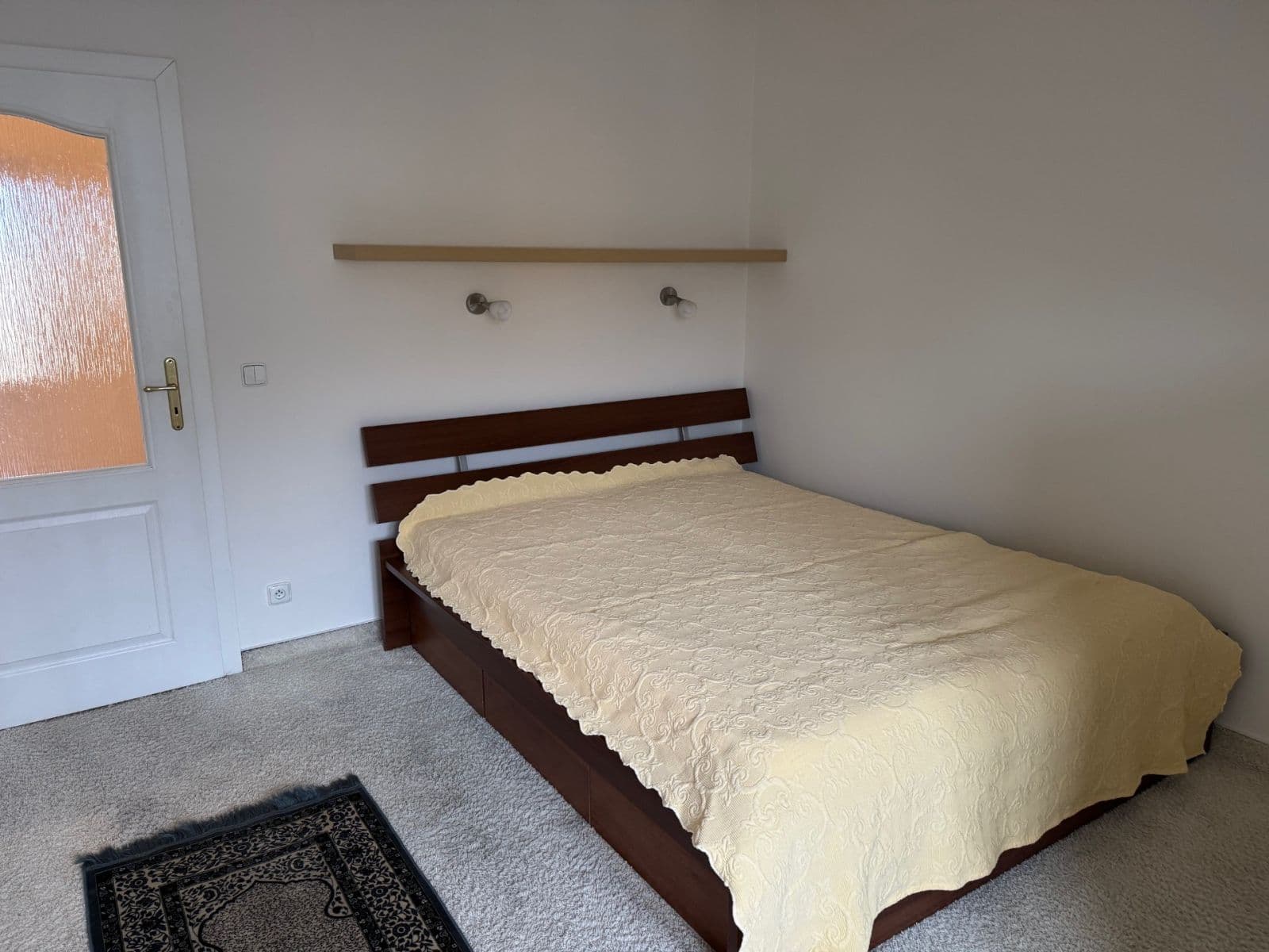 Prenájom bytu 3-izbový 104 m², Libínská, Praha, Praha Prenájom bytu 3-izbový 104 m², Libínská, Praha, Praha