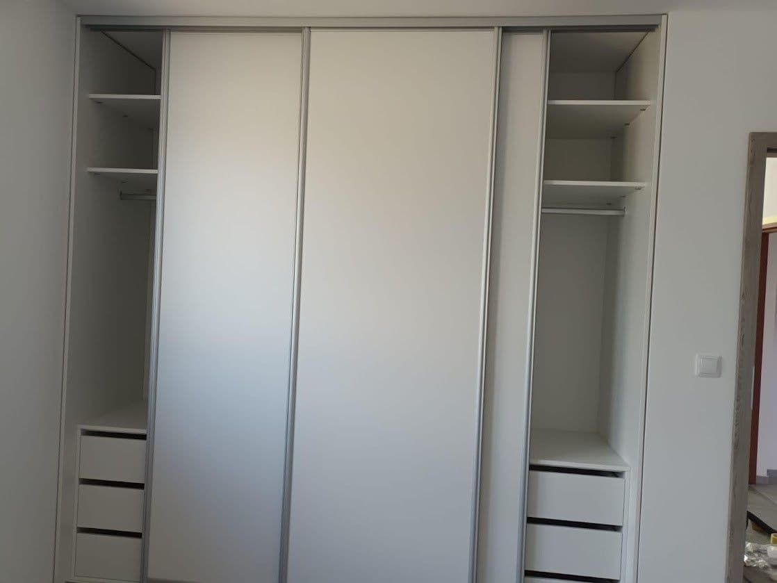 Prenájom bytu 2-izbový 49 m², U Luk, Tišice, Středočeský kraj Prenájom bytu 2-izbový 49 m², U Luk, Tišice, Středočeský kraj