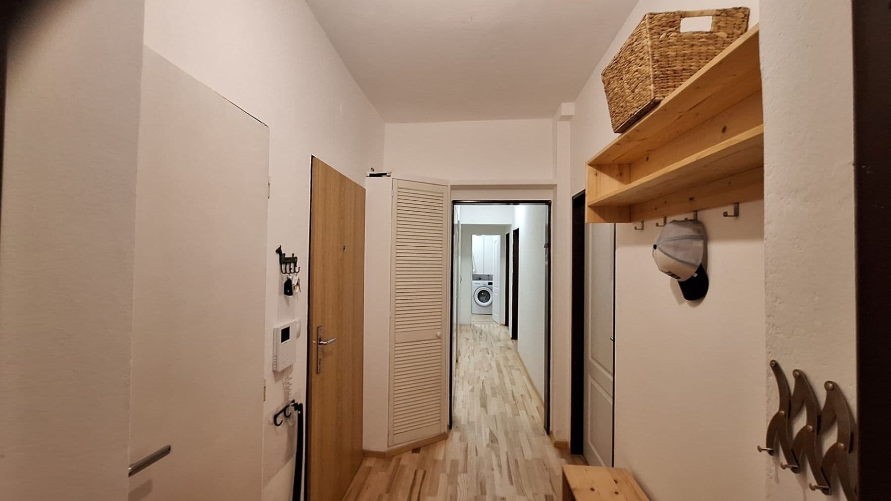 Predaj bytu 4-izbový 82 m², Nad Kapličkou, Praha, Praha Predaj bytu 4-izbový 82 m², Nad Kapličkou, Praha, Praha