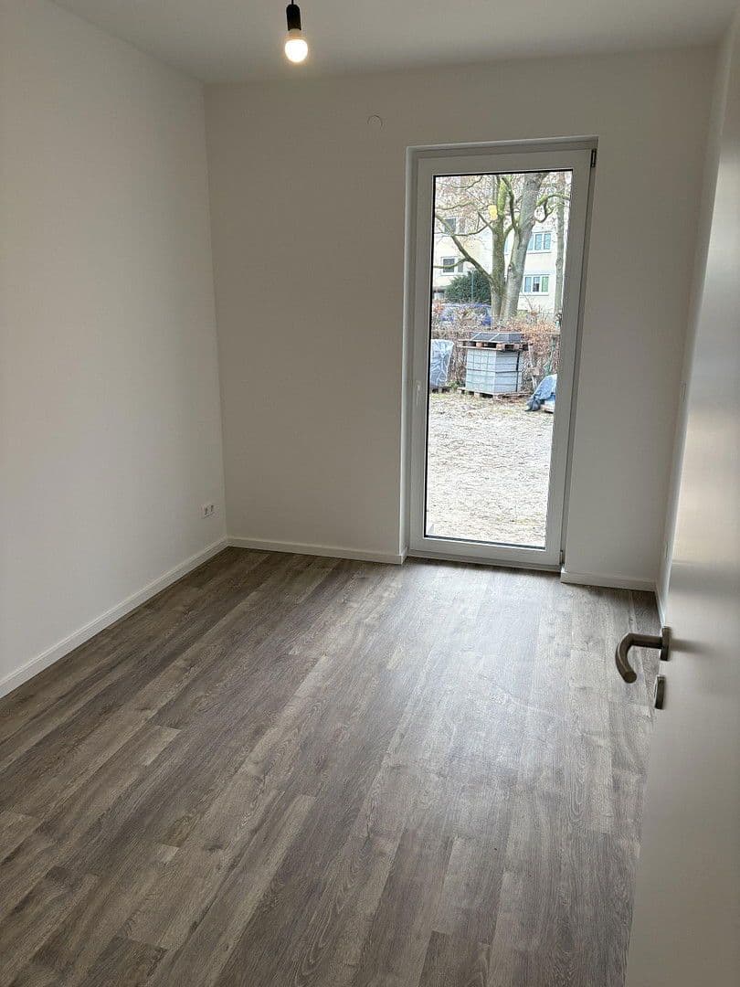 Prenájom bytu 2-izbový 45 m², Kienhorststr. 103A, Berlin, Berlín Prenájom bytu 2-izbový 45 m², Kienhorststr. 103A, Berlin, Berlín