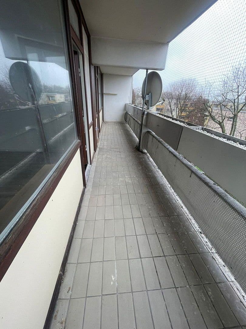 Prenájom bytu 3-izbový 109 m², Alzeyer Str. 1, Frankfurt, Hesensko Prenájom bytu 3-izbový 109 m², Alzeyer Str. 1, Frankfurt, Hesensko