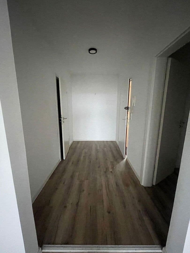 Prenájom bytu 3-izbový 109 m², Alzeyer Str. 1, Frankfurt, Hesensko Prenájom bytu 3-izbový 109 m², Alzeyer Str. 1, Frankfurt, Hesensko