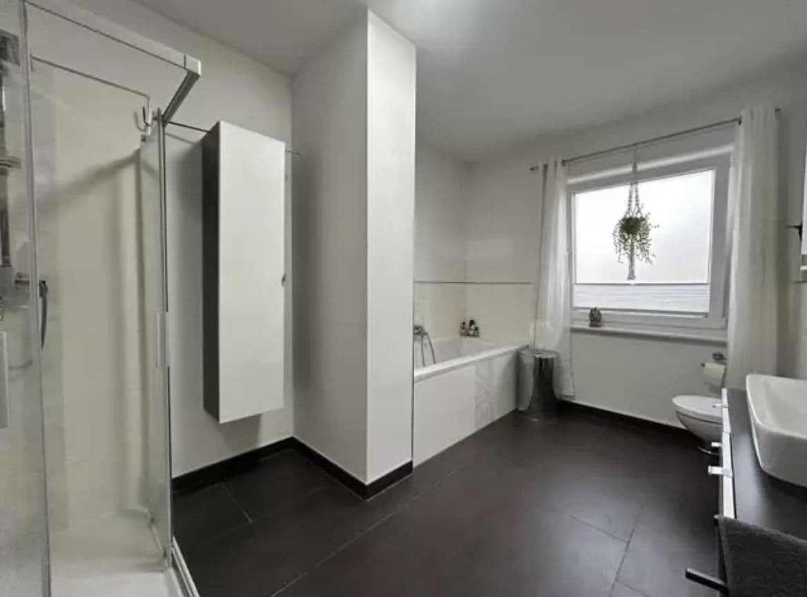 Predaj domu 125 m², pozemek 480 m², Winsen (Luhe), Dolné Sasko Predaj domu 125 m², pozemek 480 m², Winsen (Luhe), Dolné Sasko