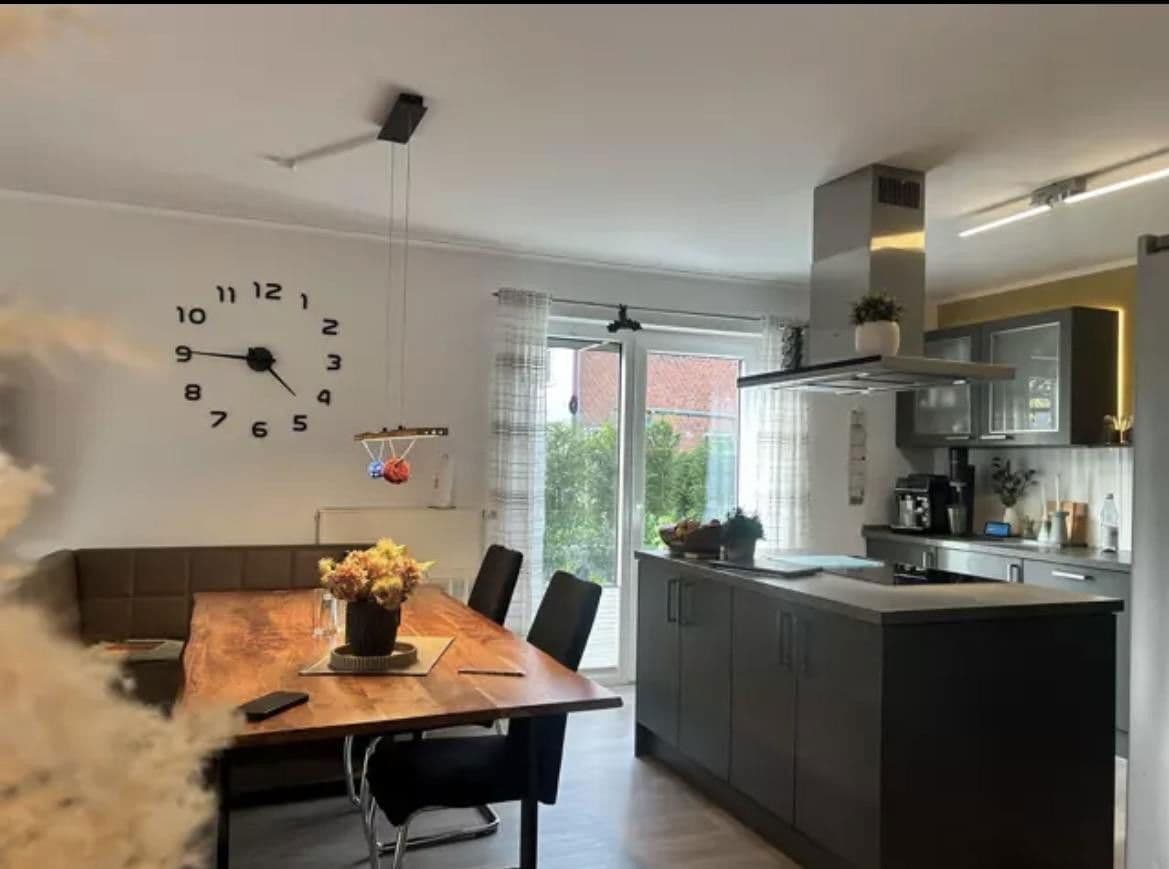 Predaj domu 125 m², pozemek 480 m², Winsen (Luhe), Dolné Sasko Predaj domu 125 m², pozemek 480 m², Winsen (Luhe), Dolné Sasko