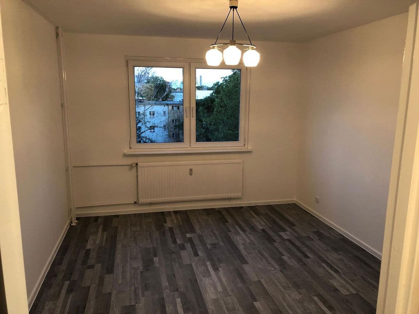 Prenájom bytu 2-izbový 60 m², Lünette 11, Berlin, Berlín Prenájom bytu 2-izbový 60 m², Lünette 11, Berlin, Berlín