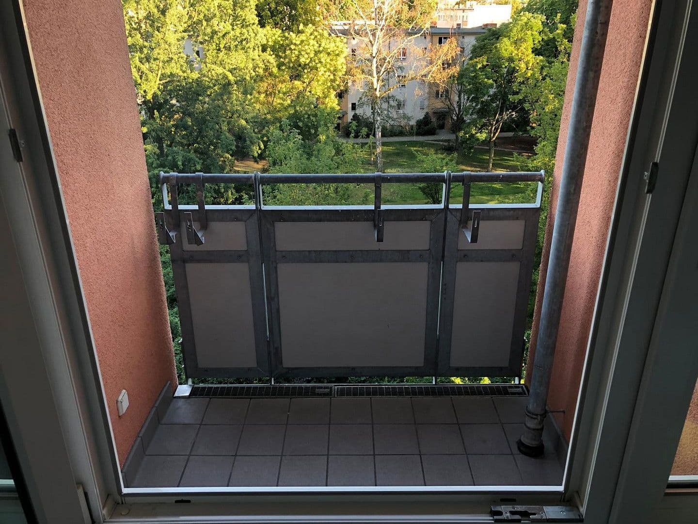 Prenájom bytu 2-izbový 60 m², Lünette 11, Berlin, Berlín Prenájom bytu 2-izbový 60 m², Lünette 11, Berlin, Berlín