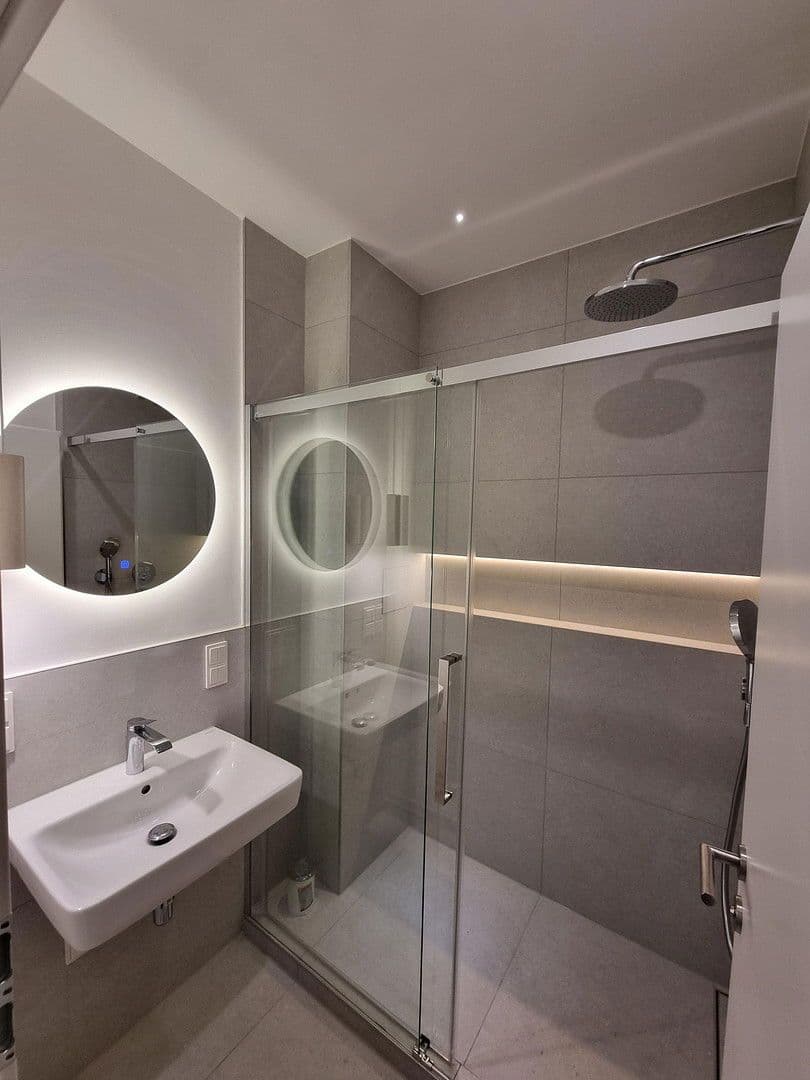 Prenájom bytu 3-izbový 67 m², Wien, Viedeň Prenájom bytu 3-izbový 67 m², Wien, Viedeň