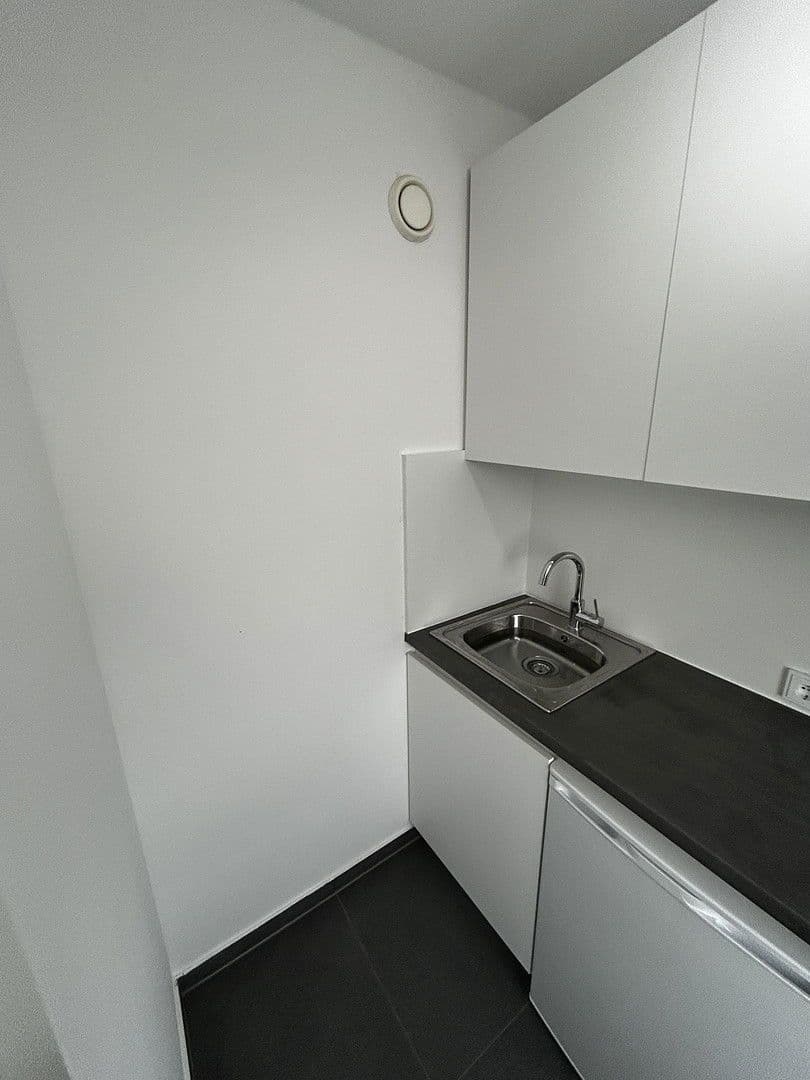 Prenájom bytu 1-izbový 36 m², Drygalski-Allee 118, München, Bavorsko Prenájom bytu 1-izbový 36 m², Drygalski-Allee 118, München, Bavorsko