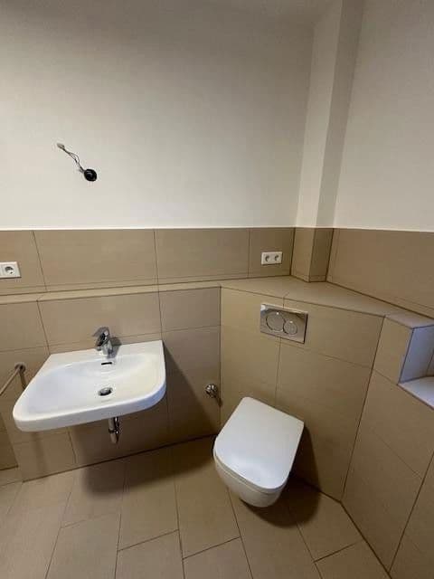 Prenájom bytu 2-izbový 56 m², Waldstromerstr. 18, Nürnberg, Bavorsko Prenájom bytu 2-izbový 56 m², Waldstromerstr. 18, Nürnberg, Bavorsko