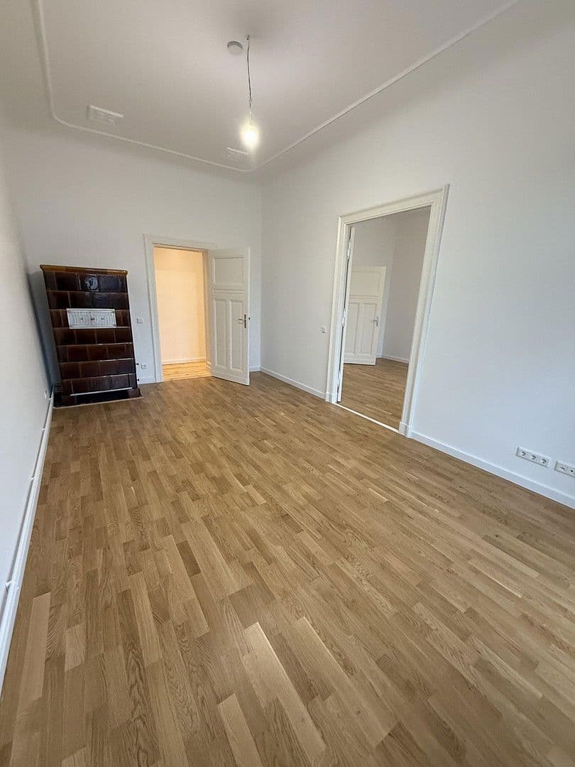 Prenájom bytu 3-izbový 109 m², Blissestraße, Berlin, Berlín Prenájom bytu 3-izbový 109 m², Blissestraße, Berlin, Berlín