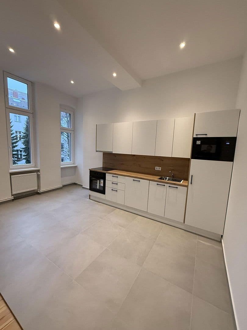 Prenájom bytu 3-izbový 109 m², Blissestraße, Berlin, Berlín Prenájom bytu 3-izbový 109 m², Blissestraße, Berlin, Berlín